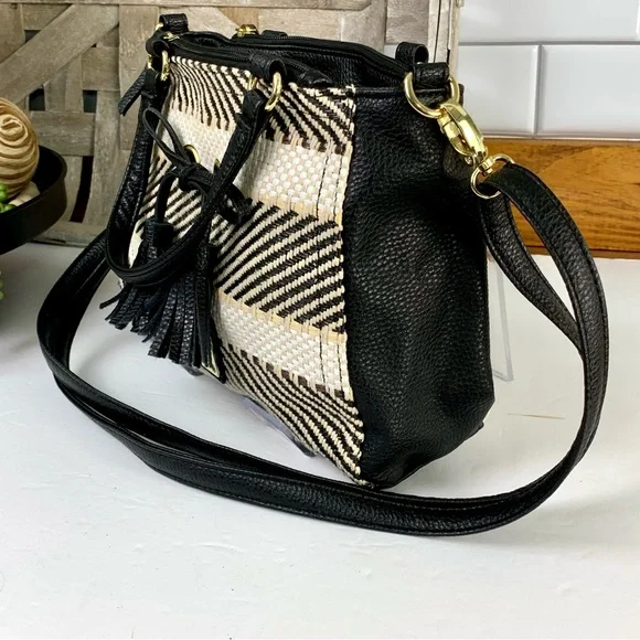 Nicole by Nicole Miller Crossbody Bag - Picture 6 of 11